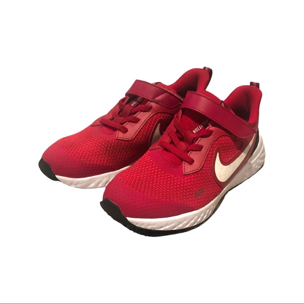 Boys nike shoes